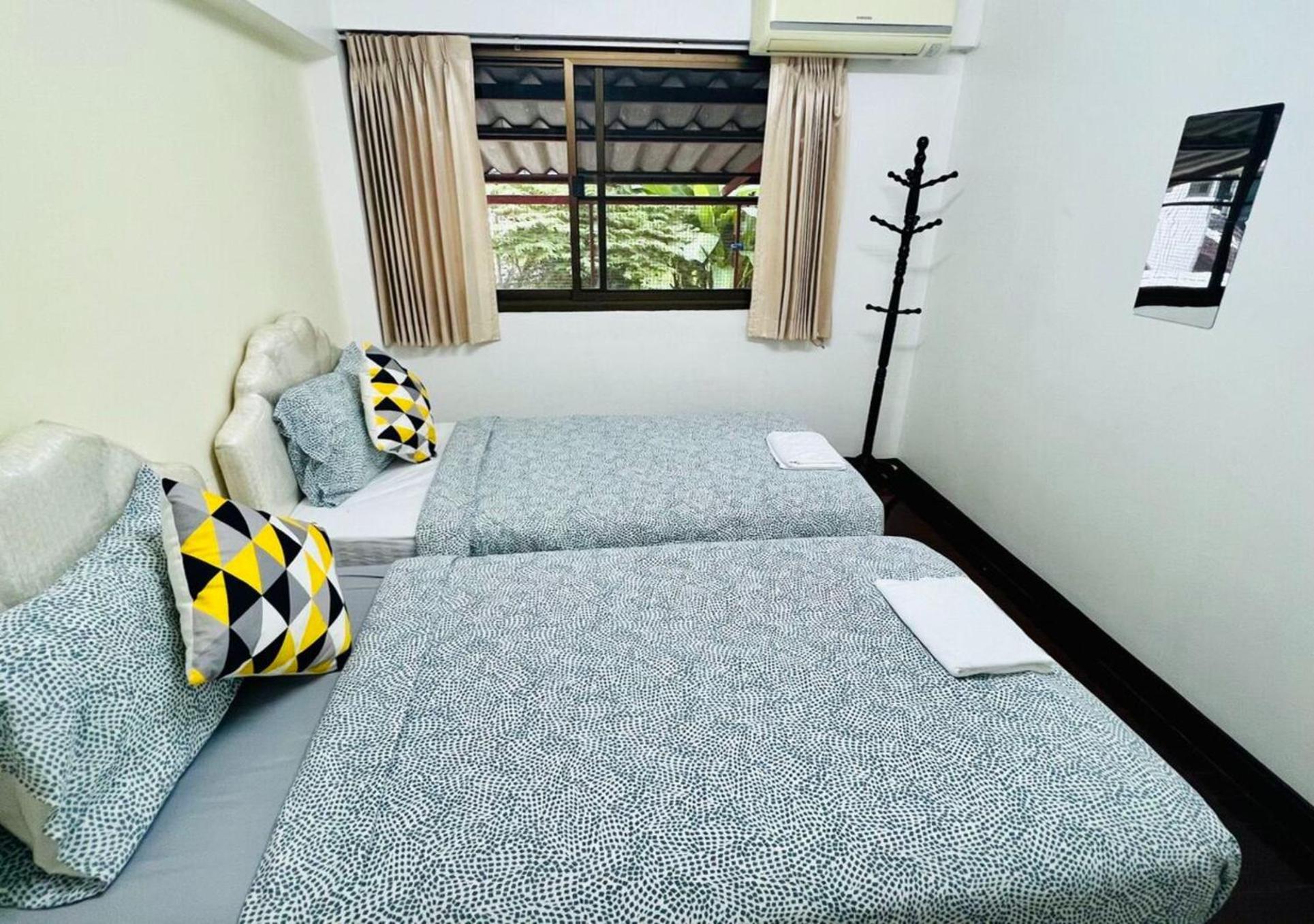 Hotel Reehouse@Soi Cowboy/Asoke Bts Bangkok Exterior foto